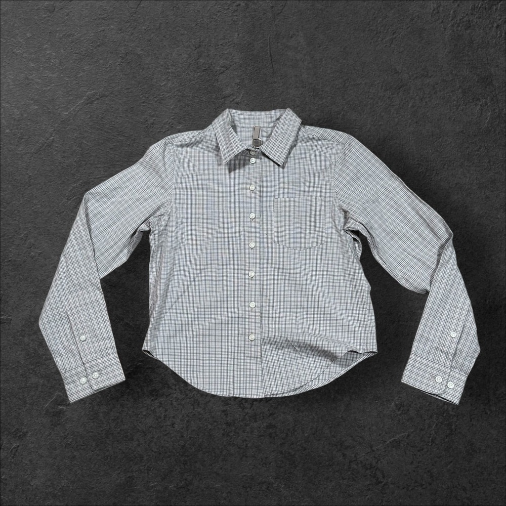 NWT Skims Cling Matte Long Sleeve‎ Button Up Obsidian Size Medium